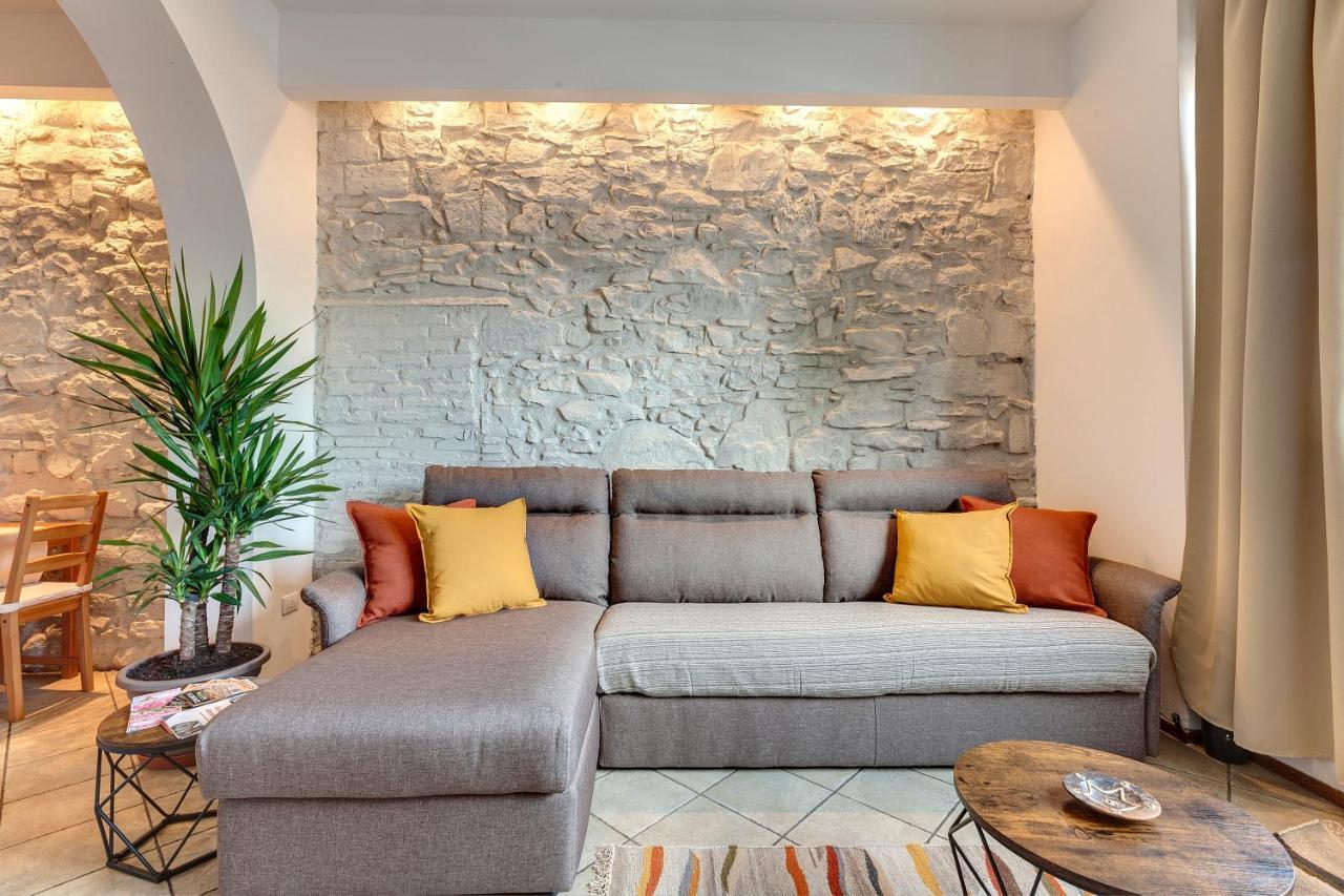 Appartamento Libertà Charming Flat At The Center Gates *